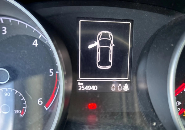 Volkswagen Golf Sportsvan cena 34700 przebieg: 254940, rok produkcji 2017 z Leszno małe 277